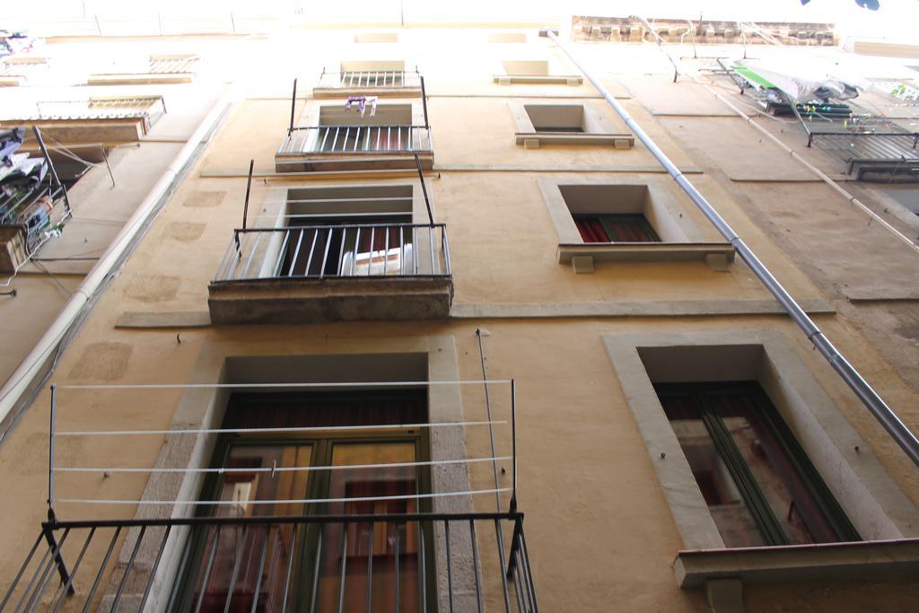 バルセロナアパルタメンツ シウタット ヴェリャアパートメント エクステリア 写真